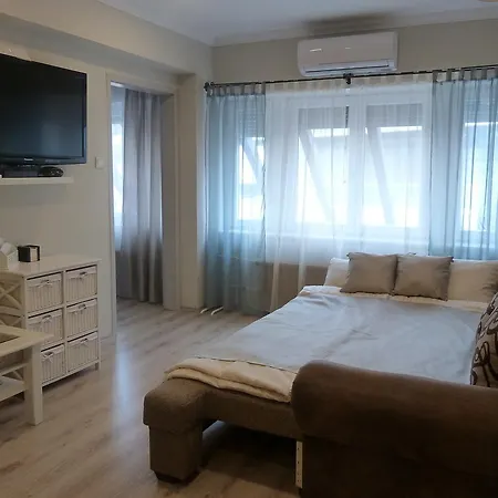 Evergreen Varlak * Debrecen